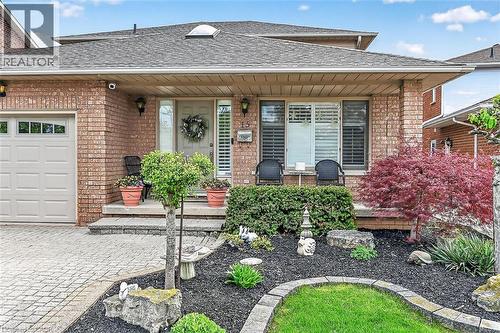 15 Gabriele Court, Hamilton, ON - Outdoor