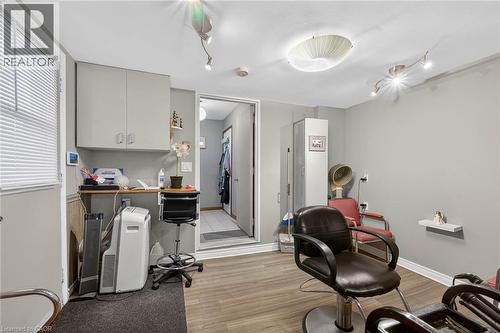 15 Gabriele Court, Hamilton, ON - Indoor