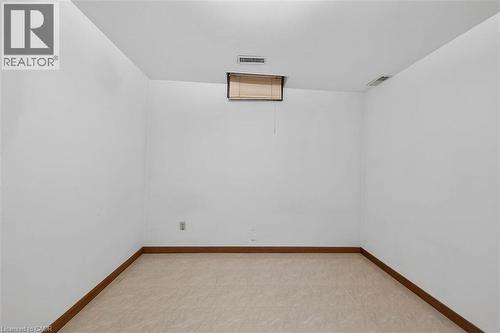 15 Gabriele Court, Hamilton, ON - Indoor Photo Showing Other Room