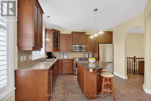 259 Cairnsmore Circle, Ottawa, ON 