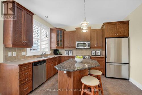 259 Cairnsmore Circle, Ottawa, ON 
