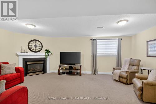 259 Cairnsmore Circle, Ottawa, ON 