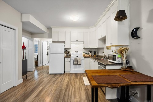 5811 Linyard Rd, Nanaimo, BC 