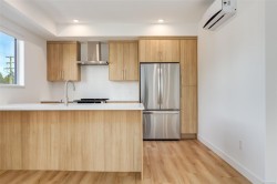 #202-7181 Lantzville Rd Lantzville, BC V0R 2H0