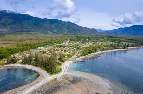 1082 Sixth Ave, Ucluelet, BC 
