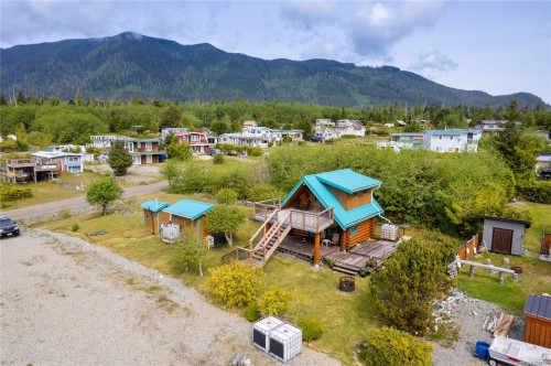 1082 Sixth Ave, Ucluelet, BC 