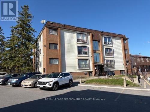 8 - 51 SUMAC STREET  Ottawa, ON K1J 7T7