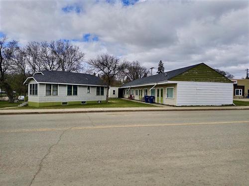 664 7Th Avenue S, Virden, MB - Outdoor