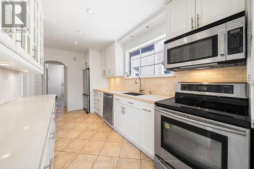 61 Sutherland Drive, Toronto, ON - Indoor Photo Showing Kitchen