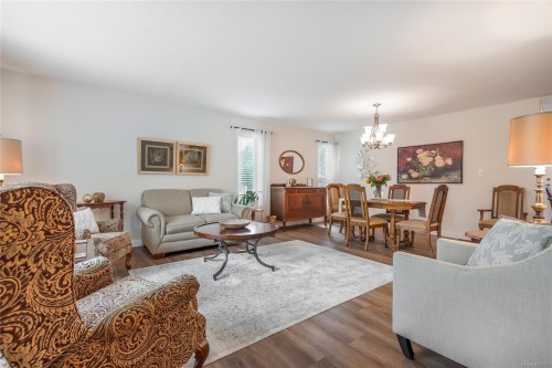 5920 Mosley Rd, Courtenay, BC 