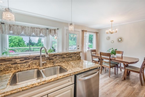 5920 Mosley Rd, Courtenay, BC 