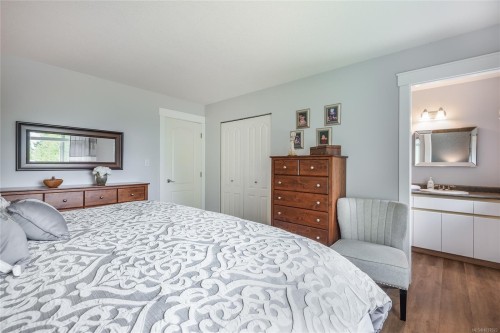 5920 Mosley Rd, Courtenay, BC 