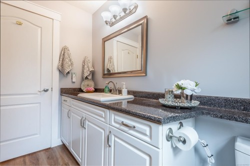 5920 Mosley Rd, Courtenay, BC 