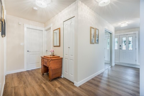 5920 Mosley Rd, Courtenay, BC 