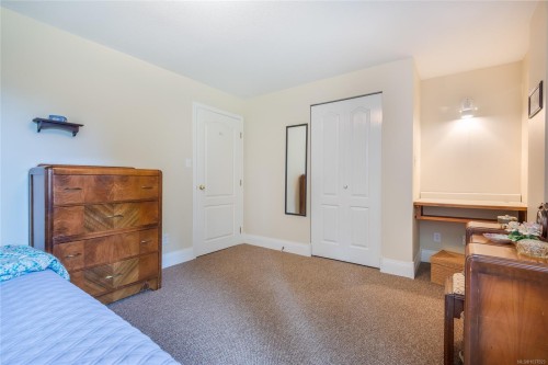 5920 Mosley Rd, Courtenay, BC 