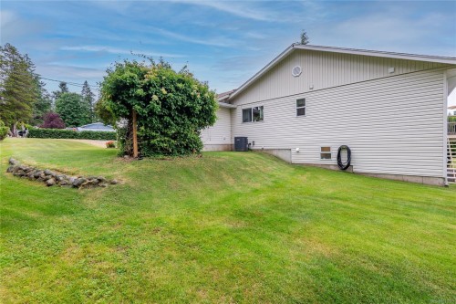 5920 Mosley Rd, Courtenay, BC 