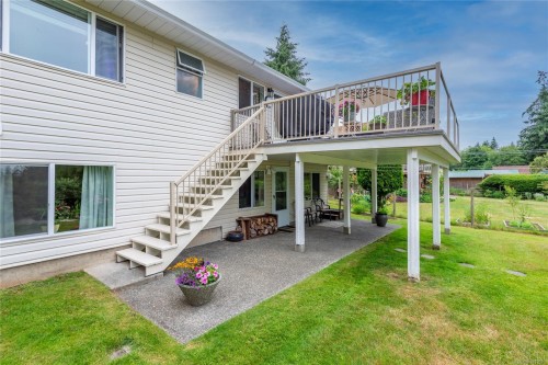5920 Mosley Rd, Courtenay, BC 
