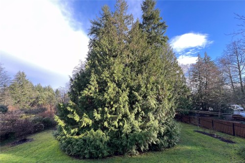 2241 Benko Rd, Mill Bay, BC 