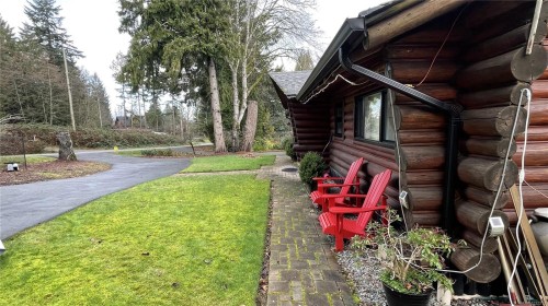 2241 Benko Rd, Mill Bay, BC 