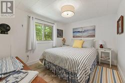 Primary Bedroom - 