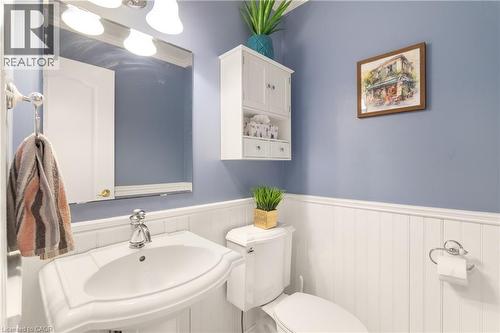 131 Swift Crescent, Guelph, ON - Indoor Photo Showing Bathroom