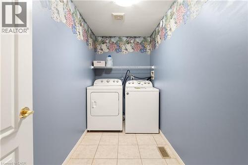131 Swift Crescent, Guelph, ON - Indoor Photo Showing Laundry Room