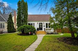 56 Monck AVE  Winnipeg, MB R2H 1W6