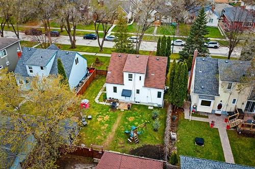 56 Monck Ave, Winnipeg, MB 