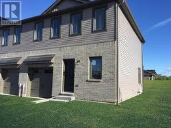 72 CAMPBELL CRESCENT Prince Edward County (Picton Ward), ON K0K 2T0