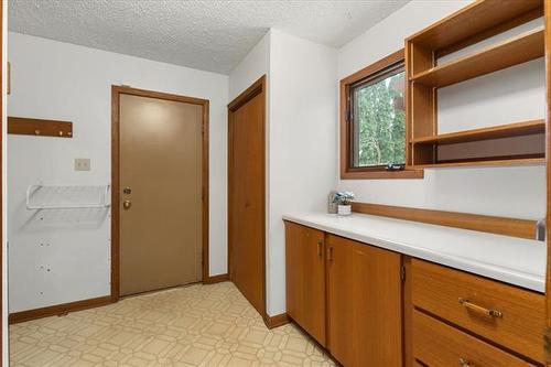 394 Thompson Dr, Winnipeg, MB 