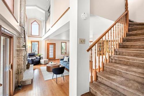 394 Thompson Dr, Winnipeg, MB 