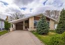 394 Thompson Dr, Winnipeg, MB 