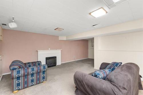394 Thompson Dr, Winnipeg, MB 