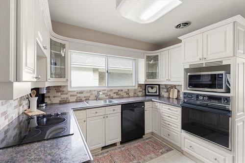 394 Thompson Dr, Winnipeg, MB 