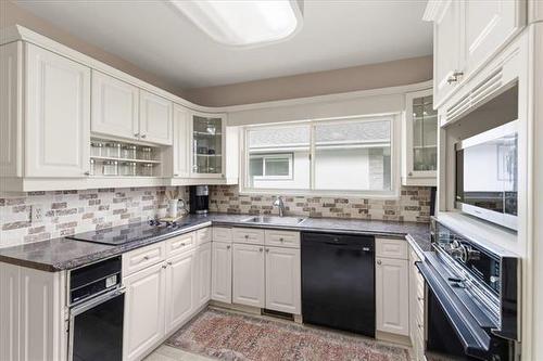 394 Thompson Dr, Winnipeg, MB 