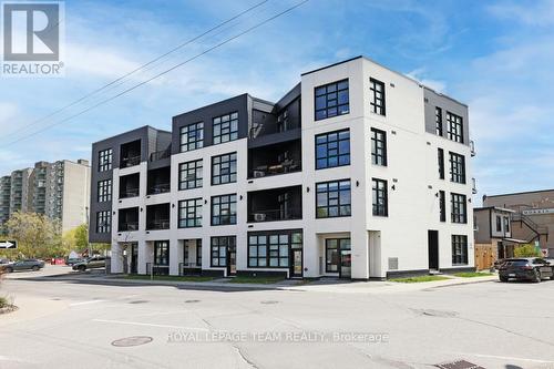 303 - 101 PINHEY STREET  Ottawa, ON K1Y 1T7