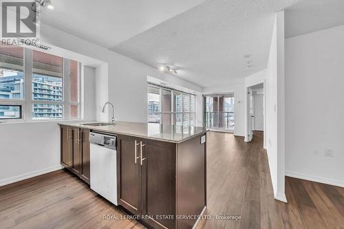 502 - 125 Western Battery Road, Toronto, ON - Indoor Photo Showing Kitchen