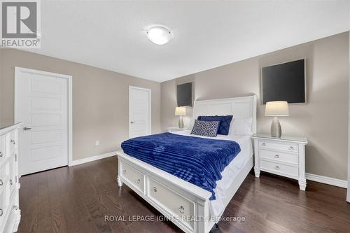 2835 Foxden Square, Pickering, ON - Indoor Photo Showing Bedroom