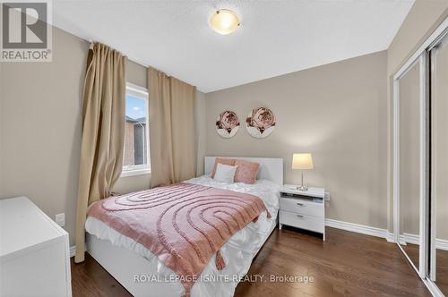 2835 Foxden Square, Pickering, ON - Indoor Photo Showing Bedroom