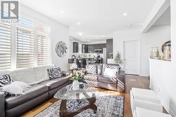 2386 NATASHA CIRCLE  Oakville, ON L6M 1P2