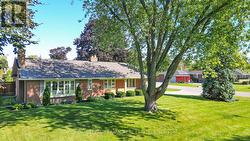 401 FAIRVIEW DRIVE  Whitby (Lynde Creek), ON L1N 3A9