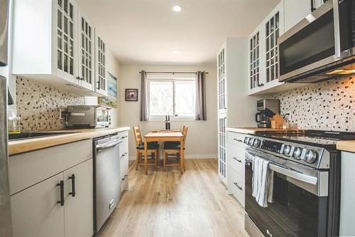 446 Yale Ave, Winnipeg, MB 