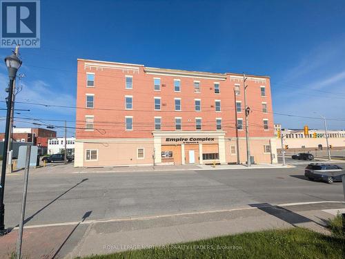 11 SPRUCE STREET S  Timmins (Ts - Se), ON P4N 2M4