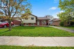 18 ALNET DRIVE  Belleville (Belleville Ward), ON K8P 4V9