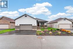 4 MERRILL DRIVE  Prince Edward County (Wellington Ward), ON K0K 3L0
