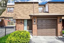 40 - 600 SILVER CREEK BOULEVARD  Mississauga, ON L5A 2B4