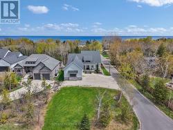 131 GLENLAKE BOULEVARD  Collingwood, ON L9Y 0X2