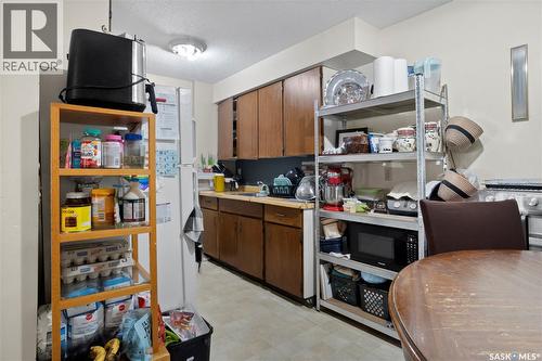 4122 Castle Road, Regina, SK - Indoor