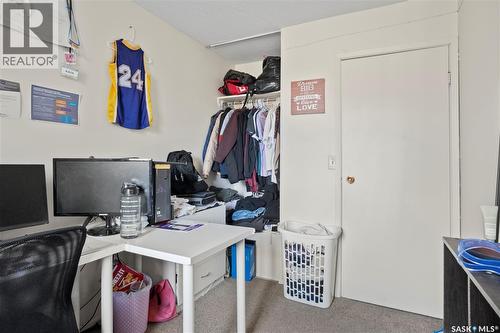 4122 Castle Road, Regina, SK - Indoor