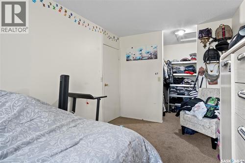 4122 Castle Road, Regina, SK - Indoor Photo Showing Bedroom